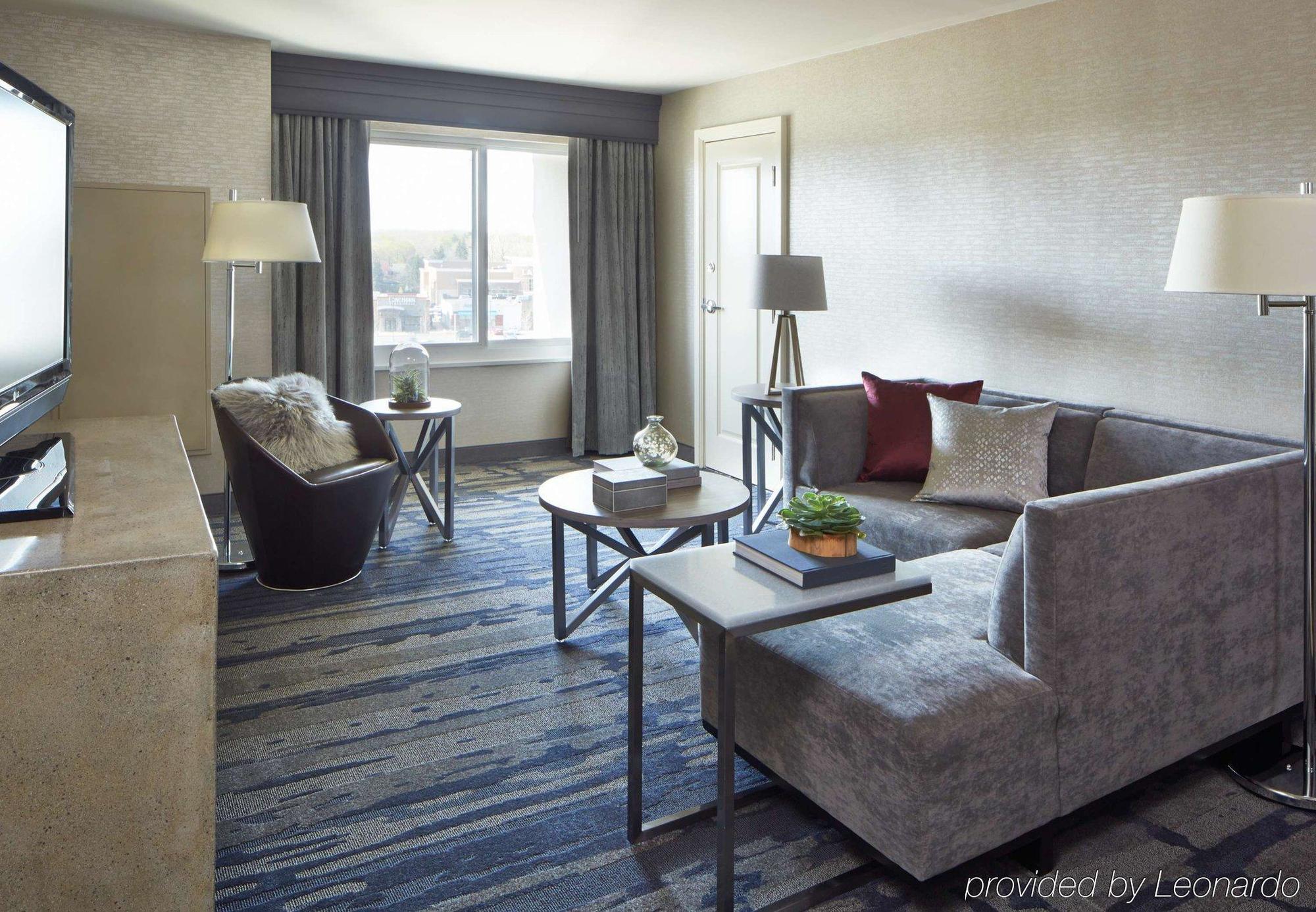 Rochester Airport Marriott Exterior foto